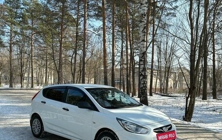 Hyundai Solaris II рестайлинг, 2013 год, 950 000 рублей, 6 фотография