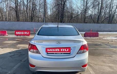 Hyundai Solaris II рестайлинг, 2012 год, 750 000 рублей, 5 фотография