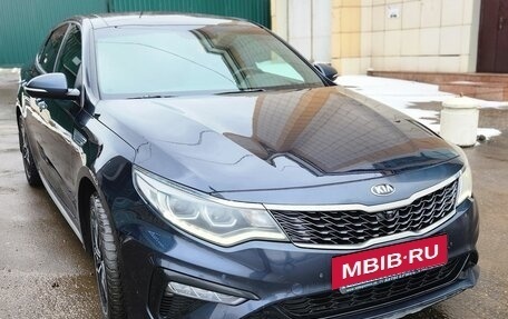 KIA Optima IV, 2019 год, 2 400 000 рублей, 3 фотография