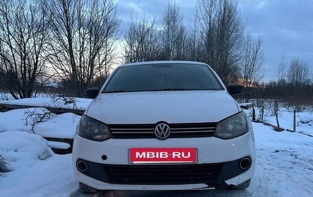 Volkswagen Polo VI (EU Market), 2013 год, 500 000 рублей, 2 фотография