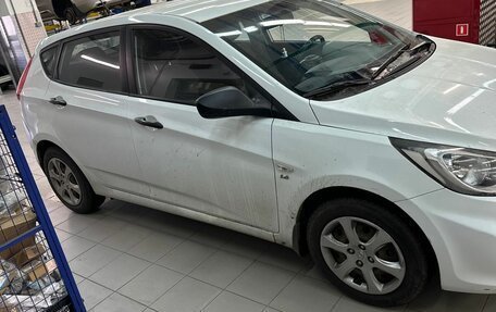 Hyundai Solaris II рестайлинг, 2013 год, 770 000 рублей, 7 фотография