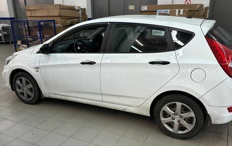 Hyundai Solaris II рестайлинг, 2013 год, 770 000 рублей, 8 фотография