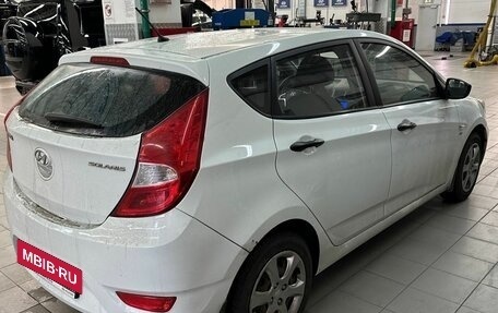 Hyundai Solaris II рестайлинг, 2013 год, 770 000 рублей, 9 фотография