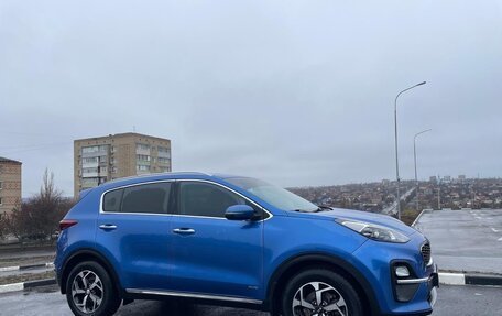 KIA Sportage IV рестайлинг, 2020 год, 2 500 000 рублей, 3 фотография