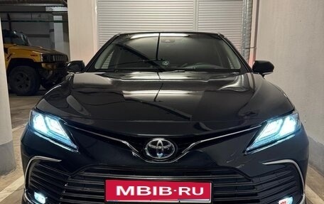 Toyota Camry, 2023 год, 4 000 000 рублей, 1 фотография