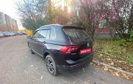 Volkswagen Tiguan II, 2018 год, 2 620 000 рублей, 10 фотография