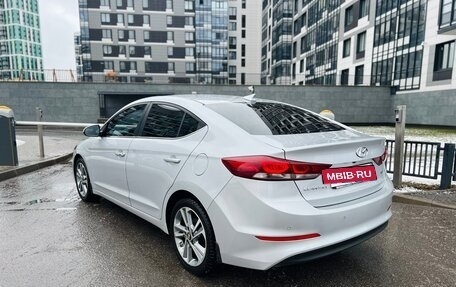 Hyundai Elantra VI рестайлинг, 2017 год, 1 750 000 рублей, 4 фотография