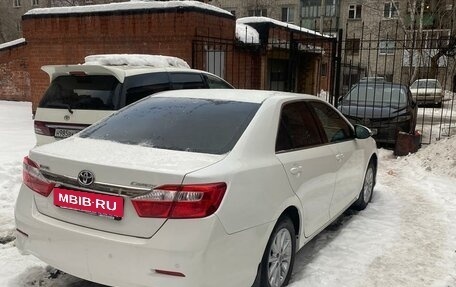 Toyota Camry, 2014 год, 1 690 000 рублей, 3 фотография