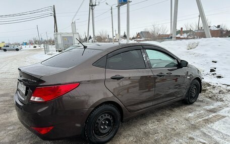 Hyundai Solaris II рестайлинг, 2014 год, 810 000 рублей, 3 фотография