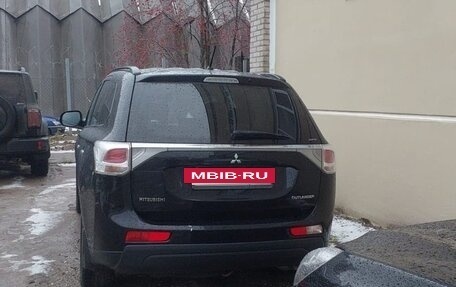 Mitsubishi Outlander III рестайлинг 3, 2012 год, 1 600 000 рублей, 5 фотография