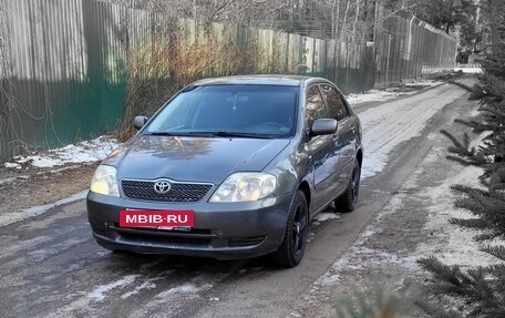 Toyota Corolla, 2004 год, 950 000 рублей, 4 фотография