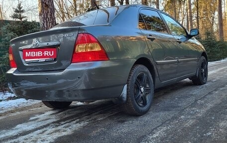 Toyota Corolla, 2004 год, 950 000 рублей, 2 фотография