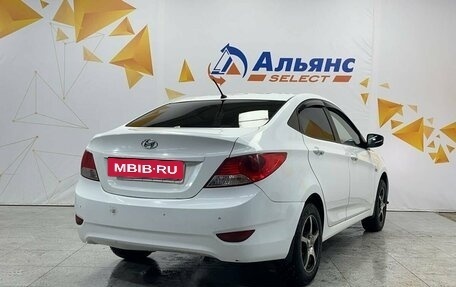 Hyundai Solaris II рестайлинг, 2013 год, 580 000 рублей, 3 фотография