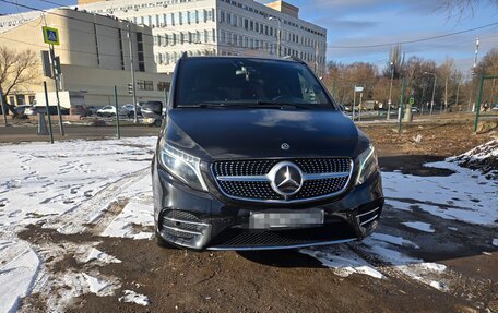 Mercedes-Benz V-Класс, 2020 год, 6 300 000 рублей, 4 фотография