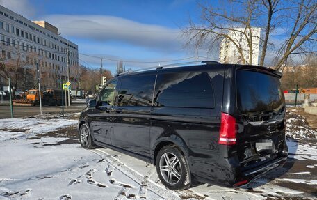 Mercedes-Benz V-Класс, 2020 год, 6 300 000 рублей, 2 фотография