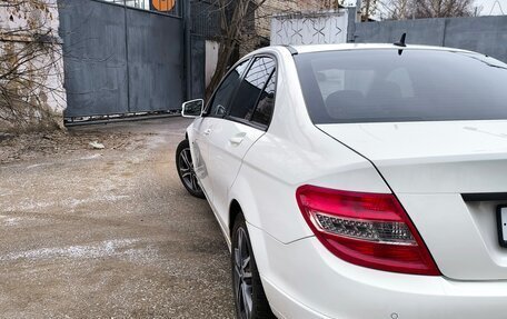 Mercedes-Benz C-Класс, 2011 год, 950 000 рублей, 3 фотография