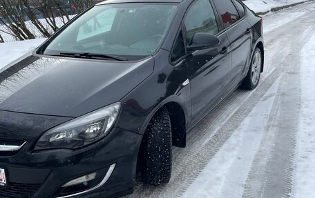 Opel Astra J, 2012 год, 770 000 рублей, 4 фотография