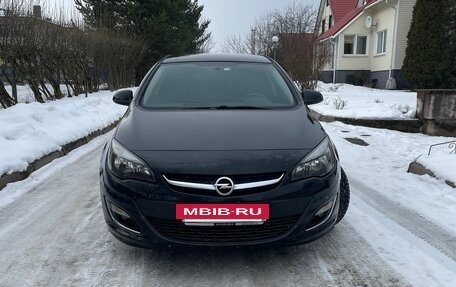 Opel Astra J, 2012 год, 770 000 рублей, 2 фотография