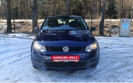 Volkswagen Polo VI (EU Market), 2011 год, 775 000 рублей, 2 фотография