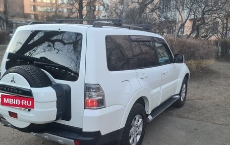 Mitsubishi Pajero IV, 2012 год, 1 990 000 рублей, 4 фотография