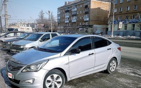 Hyundai Solaris II рестайлинг, 2014 год, 520 000 рублей, 2 фотография