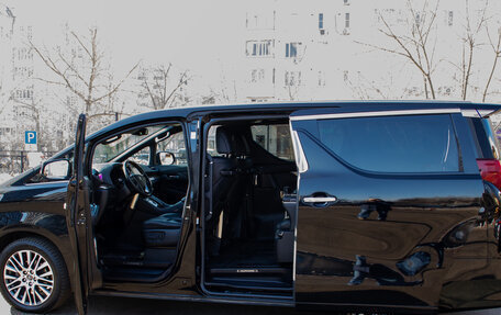 Toyota Alphard III, 2016 год, 4 200 000 рублей, 18 фотография