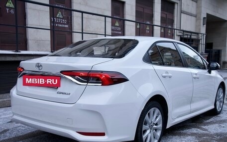 Toyota Corolla, 2023 год, 2 399 990 рублей, 2 фотография