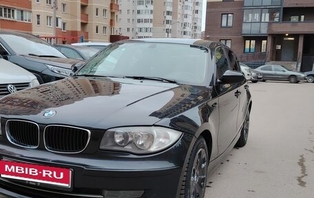 BMW 1 серия, 2008 год, 800 000 рублей, 3 фотография