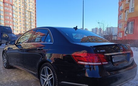 Mercedes-Benz E-Класс, 2015 год, 2 590 000 рублей, 4 фотография