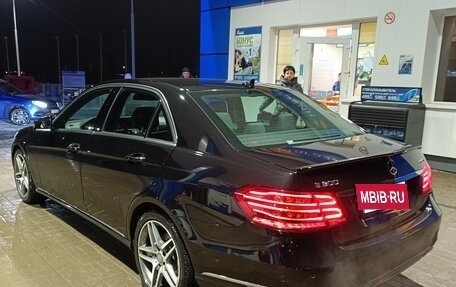Mercedes-Benz E-Класс, 2015 год, 2 590 000 рублей, 15 фотография