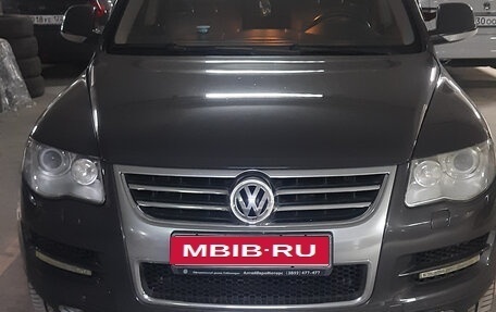 Volkswagen Touareg III, 2008 год, 1 550 000 рублей, 1 фотография