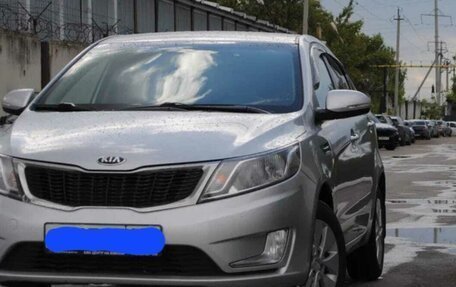 KIA Rio III рестайлинг, 2014 год, 1 050 000 рублей, 2 фотография