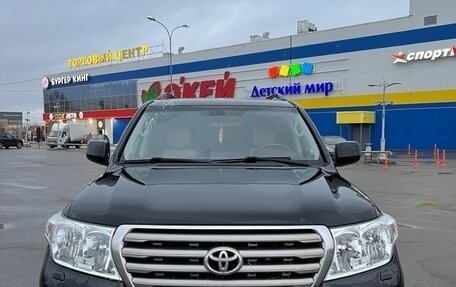 Toyota Land Cruiser 200, 2008 год, 3 000 000 рублей, 1 фотография