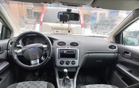 Ford Focus II рестайлинг, 2005 год, 450 000 рублей, 2 фотография