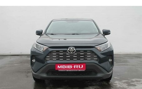 Toyota RAV4, 2019 год, 2 785 000 рублей, 2 фотография