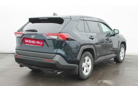 Toyota RAV4, 2019 год, 2 785 000 рублей, 5 фотография