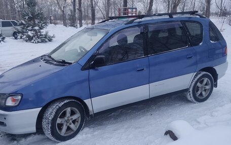 Toyota Ipsum II, 1997 год, 525 000 рублей, 1 фотография