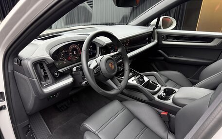 Porsche Cayenne III, 2024 год, 18 300 000 рублей, 17 фотография