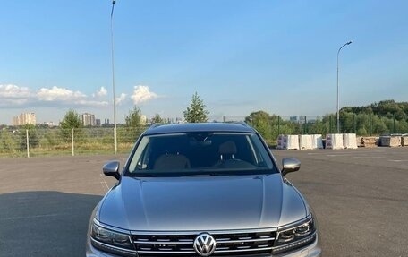 Volkswagen Tiguan II, 2019 год, 3 100 000 рублей, 2 фотография