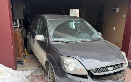 Ford Fiesta, 2006 год, 285 000 рублей, 2 фотография