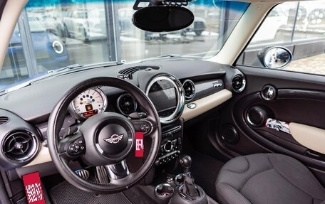 MINI Hatch, 2012 год, 1 390 000 рублей, 9 фотография