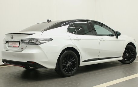 Toyota Camry, 2021 год, 4 120 000 рублей, 2 фотография