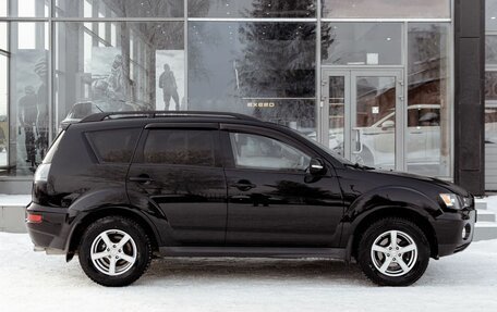 Mitsubishi Outlander III рестайлинг 3, 2010 год, 1 491 000 рублей, 4 фотография