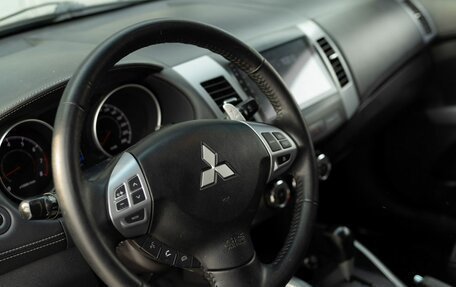 Mitsubishi Outlander III рестайлинг 3, 2010 год, 1 491 000 рублей, 10 фотография