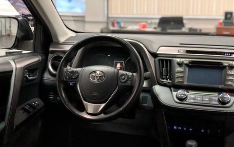 Toyota RAV4, 2019 год, 2 399 000 рублей, 11 фотография