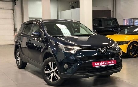 Toyota RAV4, 2019 год, 2 399 000 рублей, 7 фотография