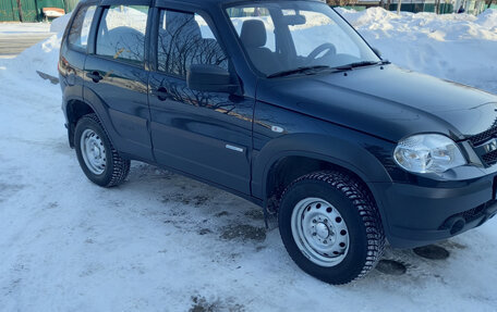 Chevrolet Niva I рестайлинг, 2014 год, 765 000 рублей, 3 фотография