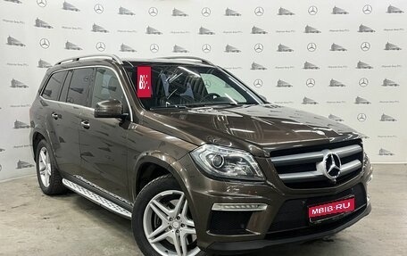 Mercedes-Benz GL-Класс, 2015 год, 3 500 000 рублей, 3 фотография