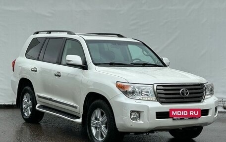 Toyota Land Cruiser 200, 2014 год, 4 650 000 рублей, 3 фотография