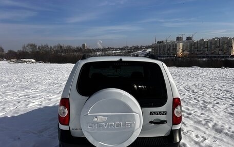 Chevrolet Niva I рестайлинг, 2013 год, 555 000 рублей, 8 фотография